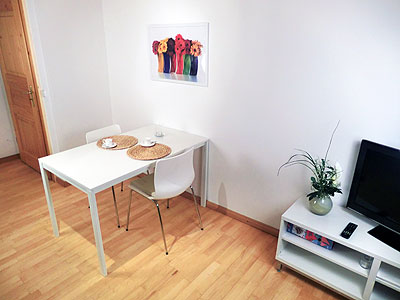 Wohnzimmer Tisch